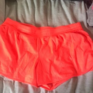 Danskin Now Hot Coral shorts 4/20🌺